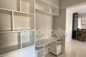 Apartamento para alugar com 44m², 1 dormitório, 1 vaga no bairro Centro em Porto Alegre - Foto 9