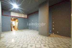 Loja para alugar com 135m², 2 vagas no bairro Centro em Porto Alegre - Foto 4