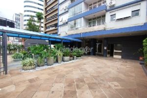 Loja para alugar com 135m², 2 vagas no bairro Centro em Porto Alegre - Foto 11