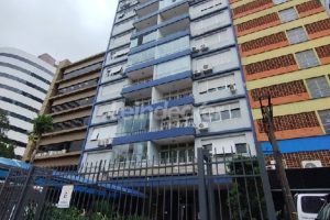 Loja para alugar com 135m², 2 vagas no bairro Centro em Porto Alegre - Foto 13