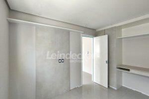 Apartamento para alugar com 40m², 1 dormitório, 1 vaga no bairro Passo d'Areia em Porto Alegre - Foto 3