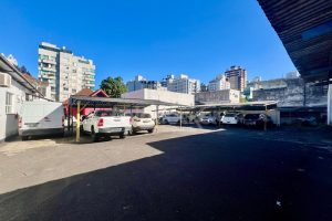 Terreno para alugar com 800m², 32 vagas no bairro Rio Branco em Porto Alegre - Foto 7