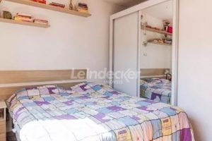 Apartamento para alugar com 58m², 2 dormitórios, 1 vaga no bairro Medianeira em Porto Alegre - Foto 6