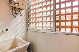 Apartamento para alugar com 58m², 2 dormitórios, 1 vaga no bairro Medianeira em Porto Alegre - Foto 11