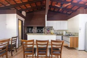 Apartamento para alugar com 58m², 2 dormitórios, 1 vaga no bairro Medianeira em Porto Alegre - Foto 16