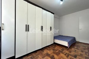 Apartamento para alugar com 106m², 4 dormitórios no bairro Menino Deus em Porto Alegre - Foto 7