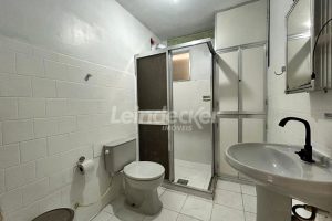Apartamento para alugar com 106m², 4 dormitórios no bairro Menino Deus em Porto Alegre - Foto 9