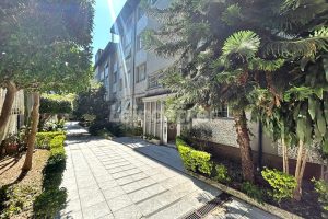 Apartamento para alugar com 106m², 4 dormitórios no bairro Menino Deus em Porto Alegre - Foto 16