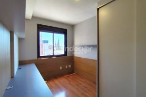 Apartamento para alugar com 90m², 3 dormitórios, 1 vaga no bairro Passo d'Areia em Porto Alegre - Foto 18