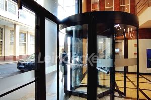 Sala para alugar com 65m² no bairro Centro em Porto Alegre - Foto 9