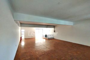 Sala para alugar com 110m² no bairro Floresta em Porto Alegre - Foto 4