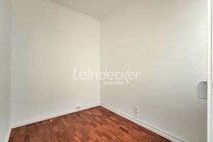 Apartamento para alugar com 74m², 2 dormitórios no bairro Santana em Porto Alegre - Foto 7