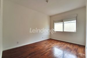 Apartamento para alugar com 74m², 2 dormitórios no bairro Santana em Porto Alegre - Foto 8