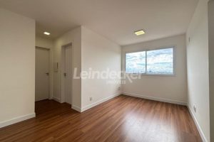 Apartamento para alugar com 60m², 2 dormitórios, 1 vaga no bairro Jardim Itu em Porto Alegre - Foto 2