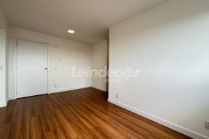 Apartamento para alugar com 60m², 2 dormitórios, 1 vaga no bairro Jardim Itu em Porto Alegre - Foto 3