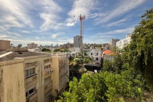 Apartamento para alugar com 87m², 3 dormitórios, 2 vagas no bairro Floresta em Porto Alegre - Foto 5