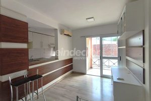 Apartamento para alugar com 60m², 2 dormitórios, 1 vaga no bairro Santana em Porto Alegre - Foto 2