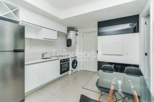 Duplex para alugar com 80m², 1 dormitório, 2 vagas no bairro Chácara das Pedras em Porto Alegre - Foto 4