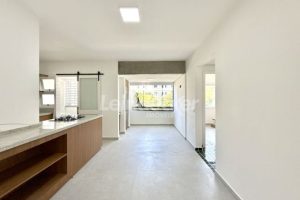 Apartamento para alugar com 67m², 2 dormitórios, 1 vaga no bairro Cristo Redentor em Porto Alegre - Foto 1