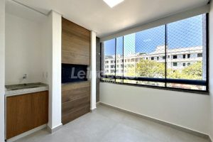 Apartamento para alugar com 67m², 2 dormitórios, 1 vaga no bairro Cristo Redentor em Porto Alegre - Foto 2