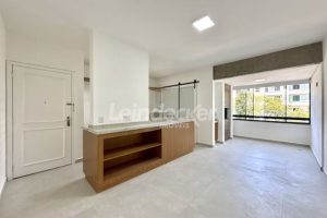 Apartamento para alugar com 67m², 2 dormitórios, 1 vaga no bairro Cristo Redentor em Porto Alegre - Foto 4