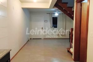 Casa para alugar com 56m², 2 dormitórios, 1 vaga no bairro Ponta Grossa em Porto Alegre - Foto 2