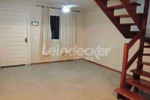 Casa para alugar com 56m², 2 dormitórios, 1 vaga no bairro Ponta Grossa em Porto Alegre - Foto 3