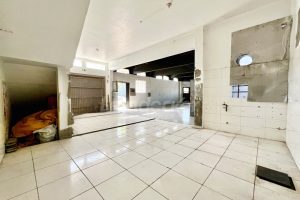 Loja para alugar com 170m² no bairro Navegantes em Porto Alegre - Foto 2
