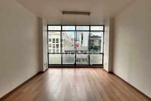 Sala para alugar com 31m² no bairro Centro em Porto Alegre - Foto 2