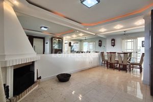 Casa em Condomínio para alugar com 175m², 3 dormitórios, 1 vaga no bairro Espirito Santo em Porto Alegre - Foto 3