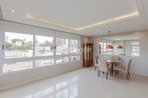 Apartamento para alugar com 91m², 3 dormitórios, 2 vagas no bairro Petrópolis em Porto Alegre - Foto 2