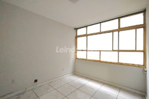 Sala para alugar com 30m² no bairro Centro em Porto Alegre - Foto 2