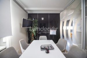 Conjunto para alugar com 210m² no bairro Centro em Porto Alegre - Foto 3