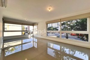 Apartamento para alugar com 118m², 3 dormitórios, 2 vagas no bairro Bela Vista em Porto Alegre - Foto 1