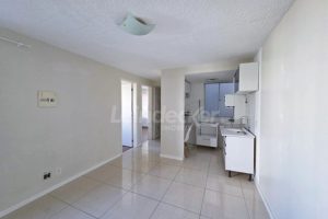Apartamento para alugar com 52m², 2 dormitórios, 1 vaga no bairro Protásio Alves em Porto Alegre - Foto 2