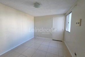Apartamento para alugar com 52m², 2 dormitórios, 1 vaga no bairro Protásio Alves em Porto Alegre - Foto 3