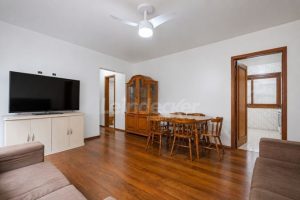 Apartamento para alugar com 120m², 3 dormitórios, 1 vaga no bairro Moinhos de Vento em Porto Alegre - Foto 25