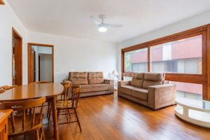 Apartamento para alugar com 120m², 3 dormitórios, 1 vaga no bairro Moinhos de Vento em Porto Alegre - Foto 26