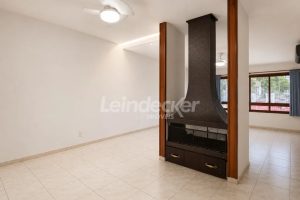 Casa para alugar com 120m², 4 dormitórios, 1 vaga no bairro São Sebastião em Porto Alegre - Foto 3