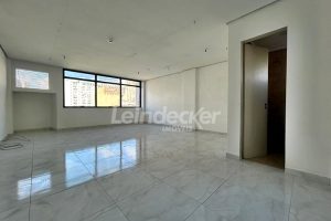 Sala para alugar com 45m² no bairro Centro em Porto Alegre - Foto 3