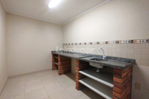 Casa para alugar com 97m², 2 dormitórios, 1 vaga no bairro Teresópolis em Porto Alegre - Foto 21