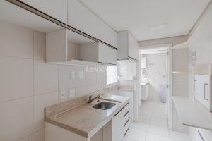 Apartamento para alugar com 72m², 2 dormitórios, 2 vagas no bairro Auxiliadora em Porto Alegre - Foto 8