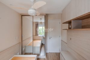 Apartamento para alugar com 72m², 2 dormitórios, 2 vagas no bairro Auxiliadora em Porto Alegre - Foto 17