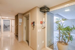 Apartamento para alugar com 72m², 2 dormitórios, 2 vagas no bairro Auxiliadora em Porto Alegre - Foto 19