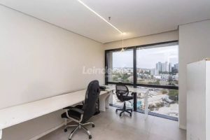 Sala para alugar com 73m², 1 vaga no bairro Cristal em Porto Alegre - Foto 15