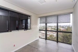 Sala para alugar com 73m², 1 vaga no bairro Cristal em Porto Alegre - Foto 17
