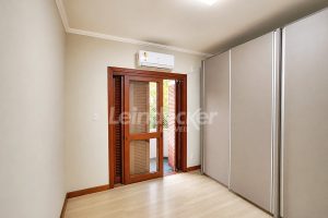 Apartamento para alugar com 230m², 3 dormitórios, 2 vagas no bairro Higienópolis em Porto Alegre - Foto 15