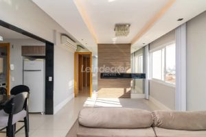Apartamento para alugar com 93m², 2 dormitórios, 3 vagas no bairro Jardim Europa em Porto Alegre - Foto 3