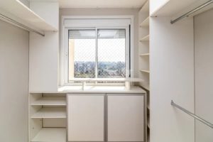 Apartamento para alugar com 93m², 2 dormitórios, 3 vagas no bairro Jardim Europa em Porto Alegre - Foto 15