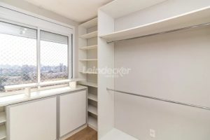 Apartamento para alugar com 93m², 2 dormitórios, 3 vagas no bairro Jardim Europa em Porto Alegre - Foto 16